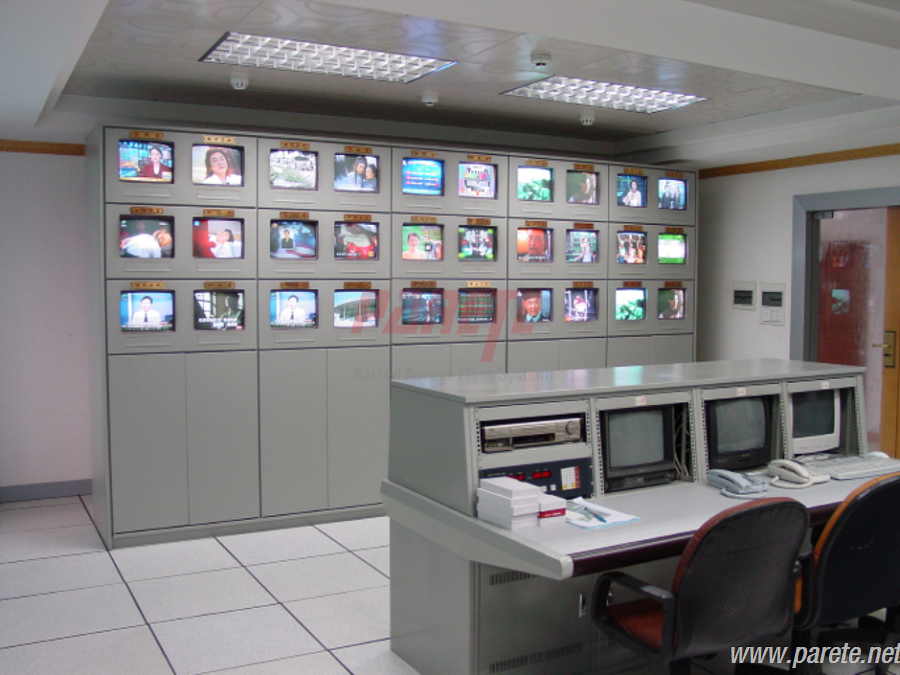 control room raised floor