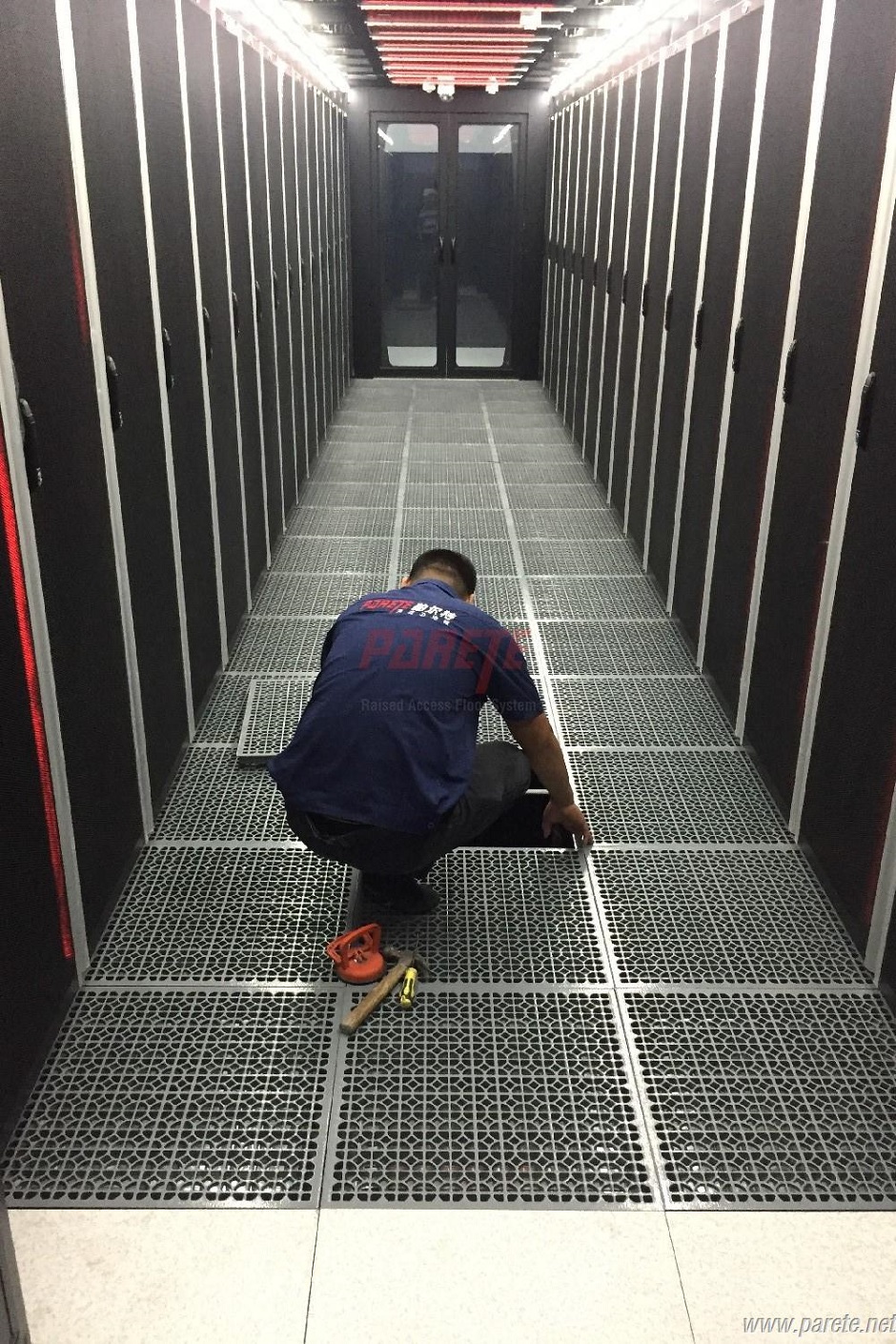 National data center raised floor-ventilation