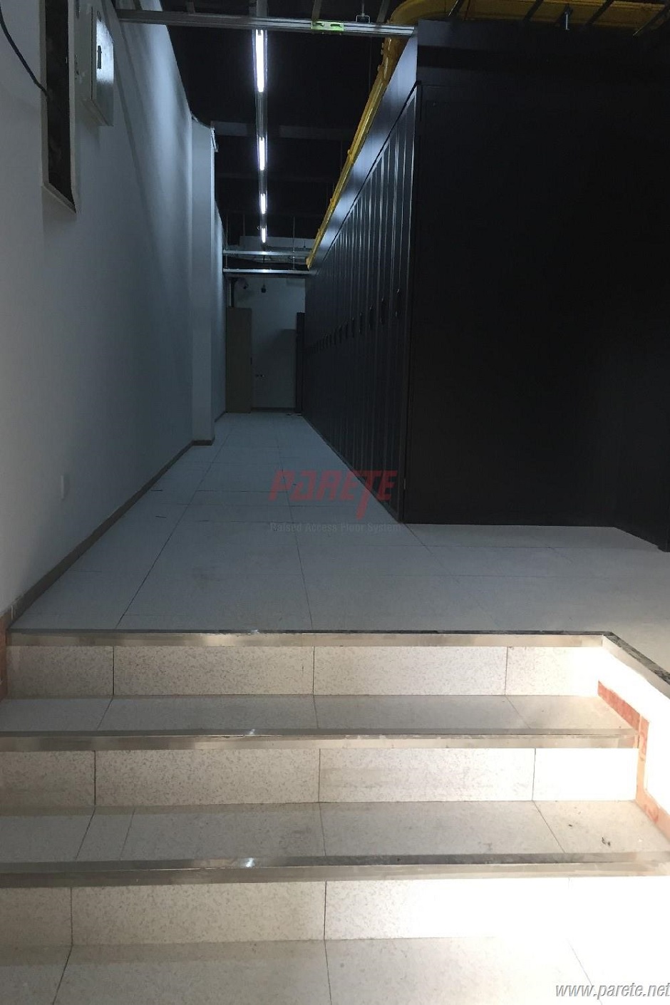 National data center raised floor