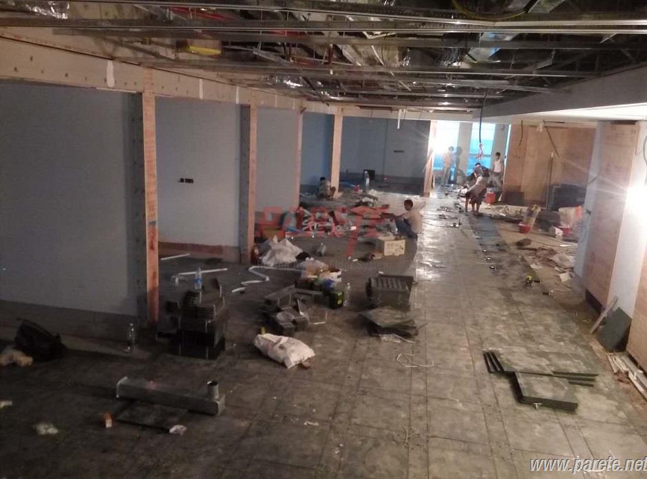 raised floor with carpet